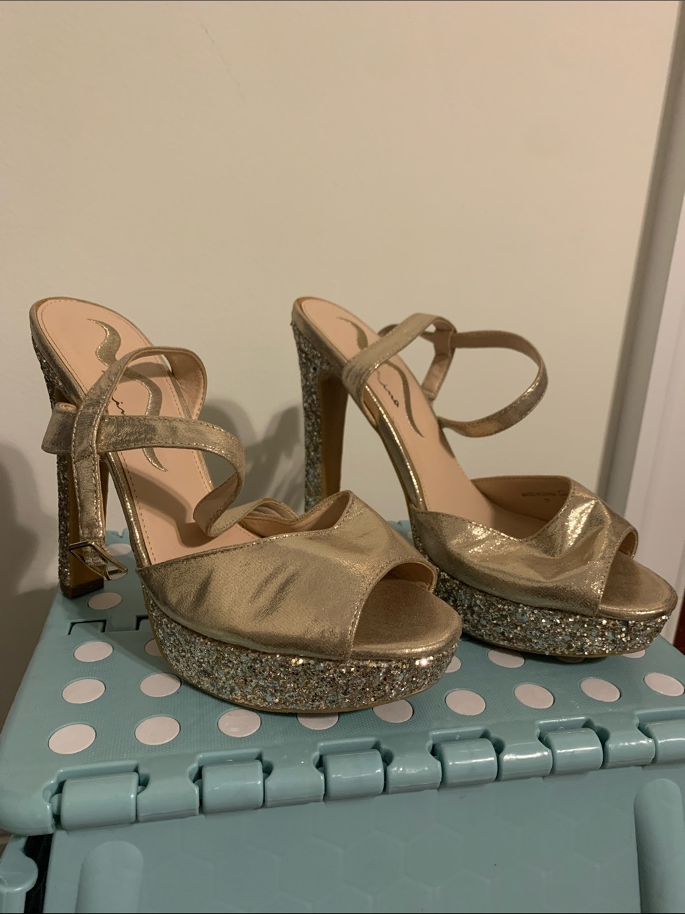 Nina Gold Glitter Platform Strappy High Heels